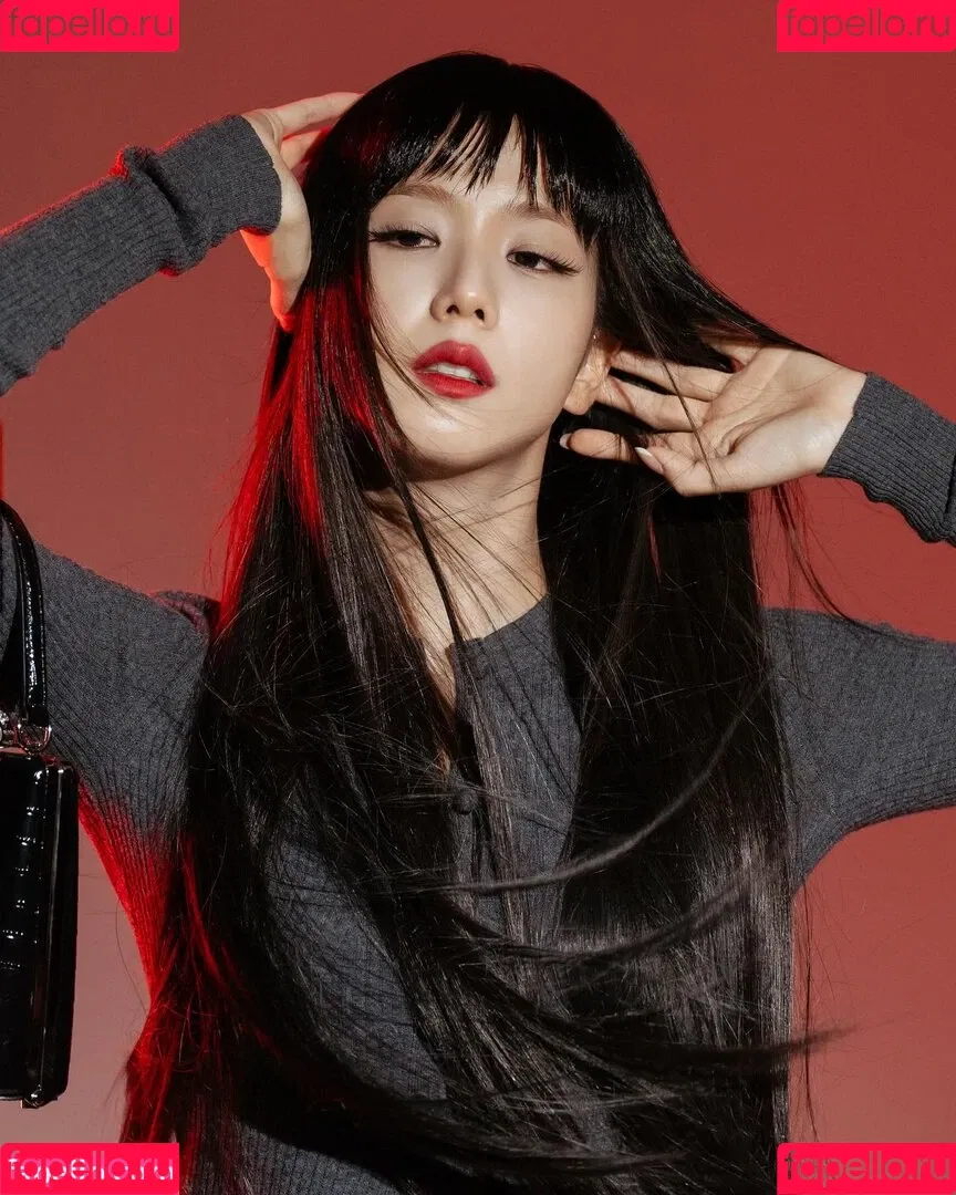 BLACKPINK / Jisoo / qenshizu / sooyaaa__ Onlyfans Photo Gallery 