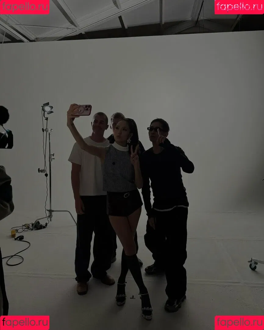 BLACKPINK / Jisoo / qenshizu / sooyaaa__ Onlyfans Photo Gallery 