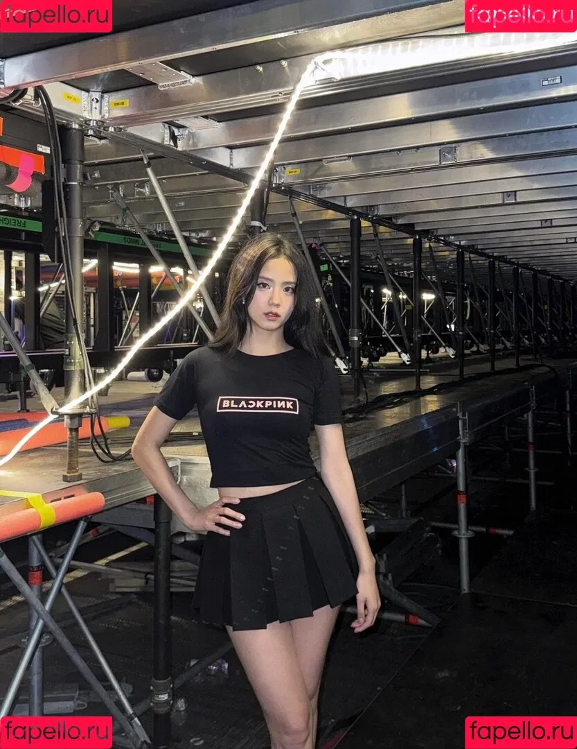BLACKPINK / Jisoo / qenshizu / sooyaaa__ Onlyfans Photo Gallery 