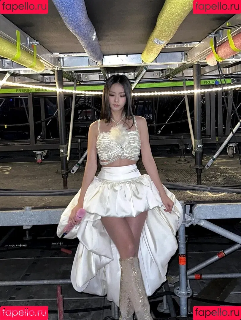 BLACKPINK / Jisoo / qenshizu / sooyaaa__ Onlyfans Photo Gallery 