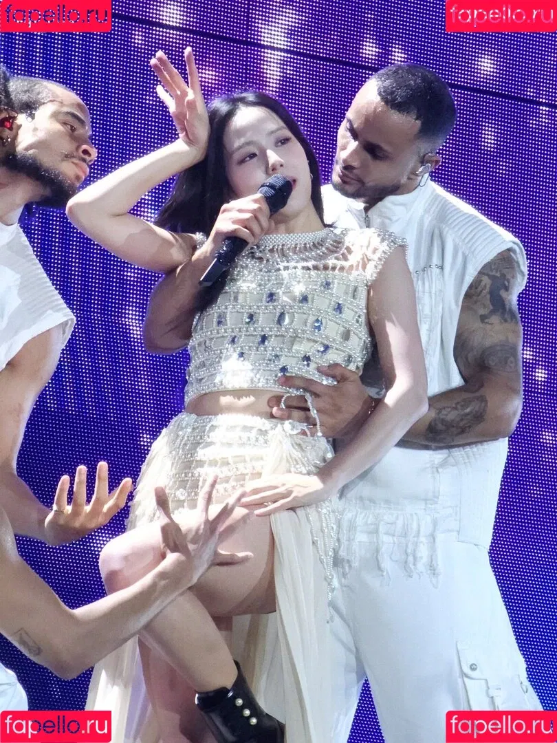 BLACKPINK / Jisoo / qenshizu / sooyaaa__ Onlyfans Photo Gallery 