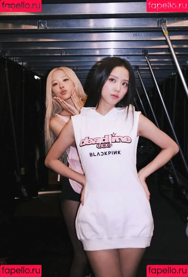 BLACKPINK / Jisoo / qenshizu / sooyaaa__ Onlyfans Photo Gallery 