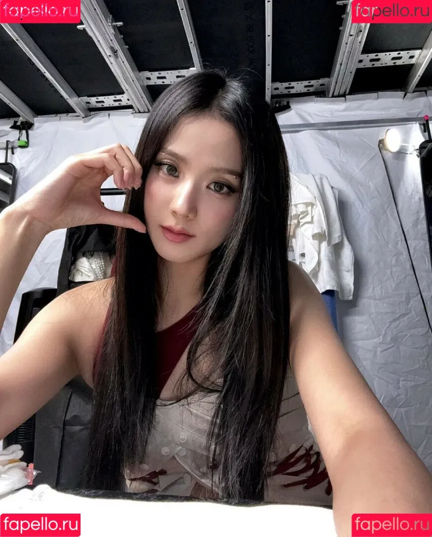 BLACKPINK / Jisoo / qenshizu / sooyaaa__ Onlyfans Photo Gallery 