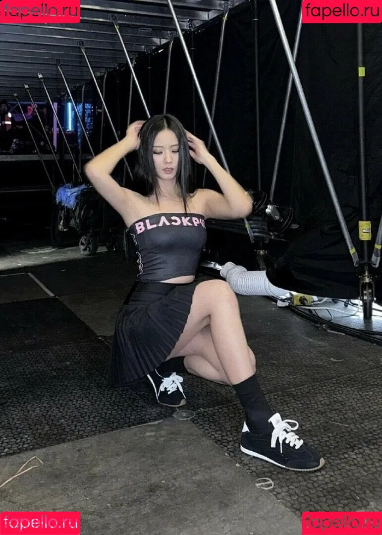 BLACKPINK / Jisoo / qenshizu / sooyaaa__ Onlyfans Photo Gallery 