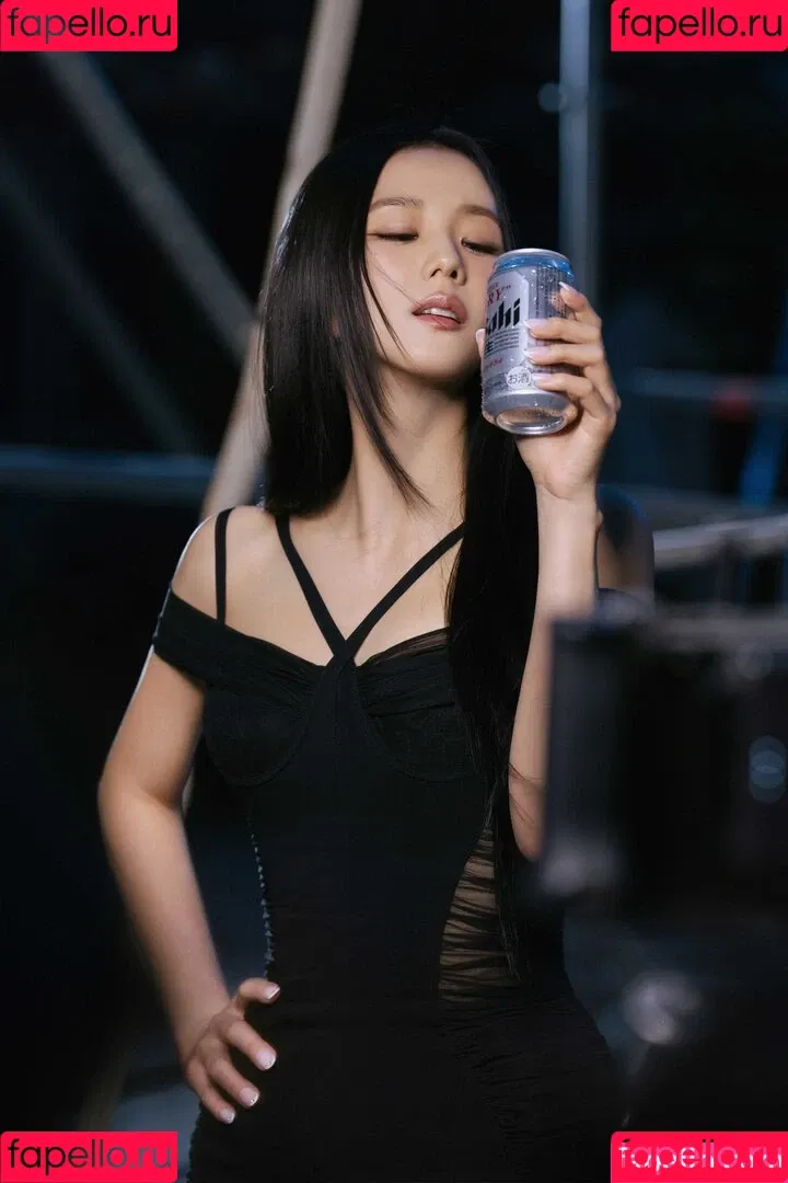BLACKPINK / Jisoo / qenshizu / sooyaaa__ Onlyfans Photo Gallery 