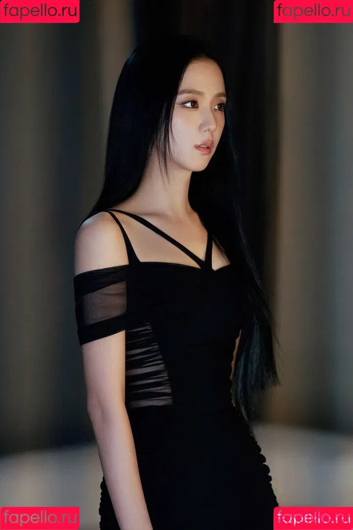 BLACKPINK / Jisoo / qenshizu / sooyaaa__ Onlyfans Photo Gallery 