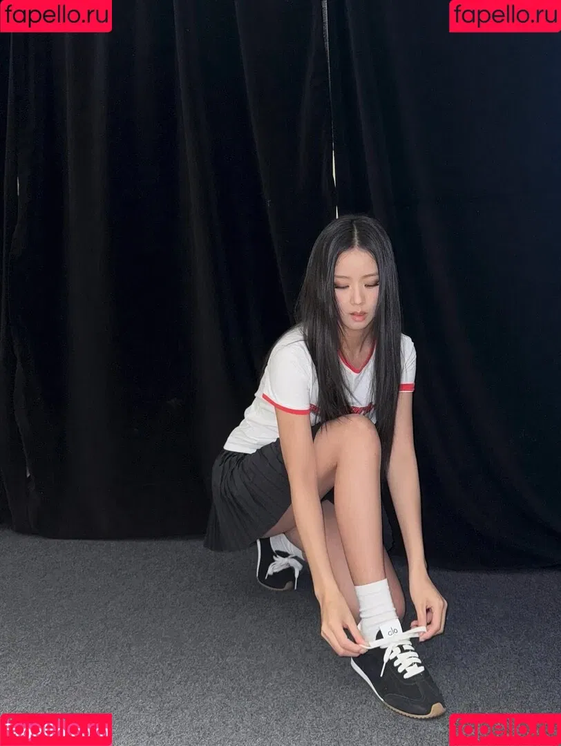 BLACKPINK / Jisoo / qenshizu / sooyaaa__ Onlyfans Photo Gallery 