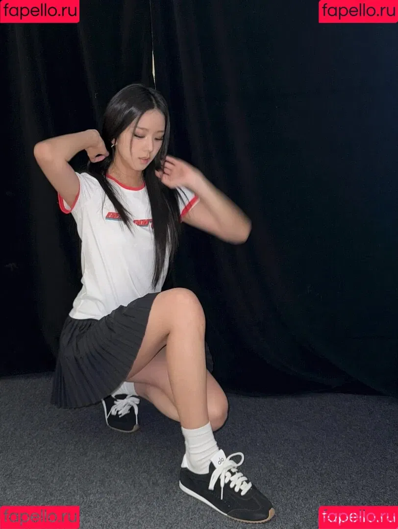 BLACKPINK / Jisoo / qenshizu / sooyaaa__ Onlyfans Photo Gallery 