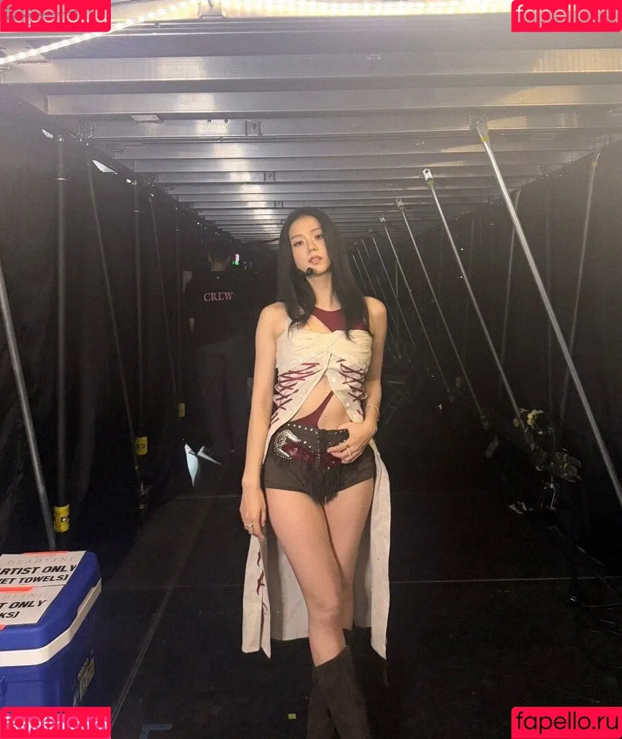 BLACKPINK / Jisoo / qenshizu / sooyaaa__ Onlyfans Photo Gallery 