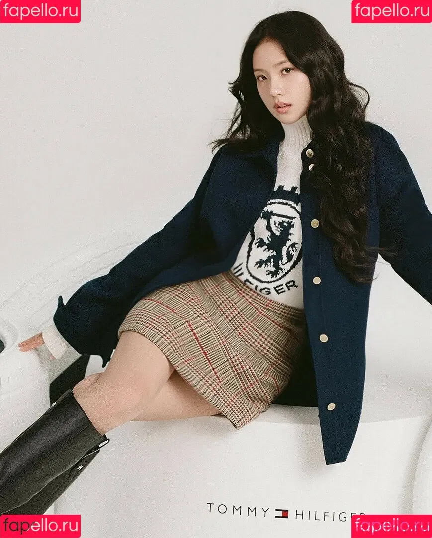 BLACKPINK / Jisoo / qenshizu / sooyaaa__ Onlyfans Photo Gallery 