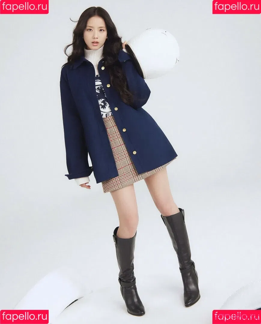 BLACKPINK / Jisoo / qenshizu / sooyaaa__ Onlyfans Photo Gallery 