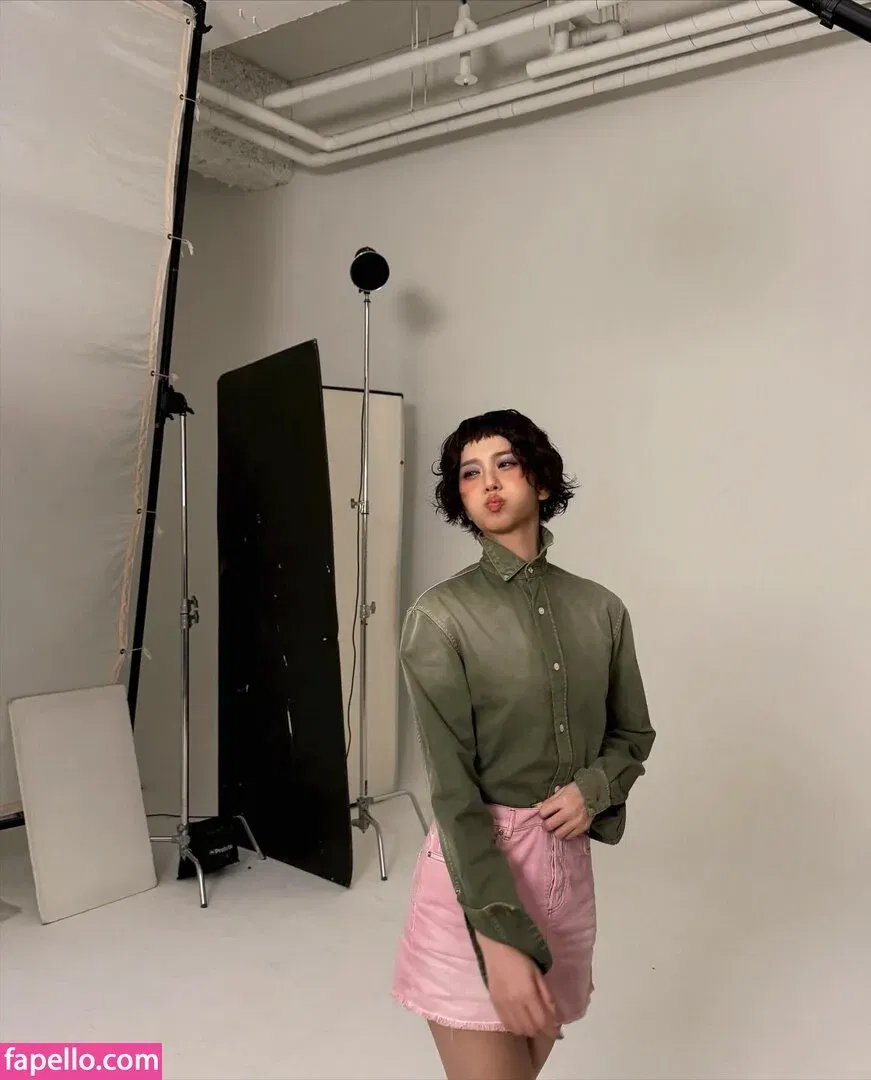 BLACKPINK / Jisoo / qenshizu / sooyaaa__ Onlyfans Photo Gallery 