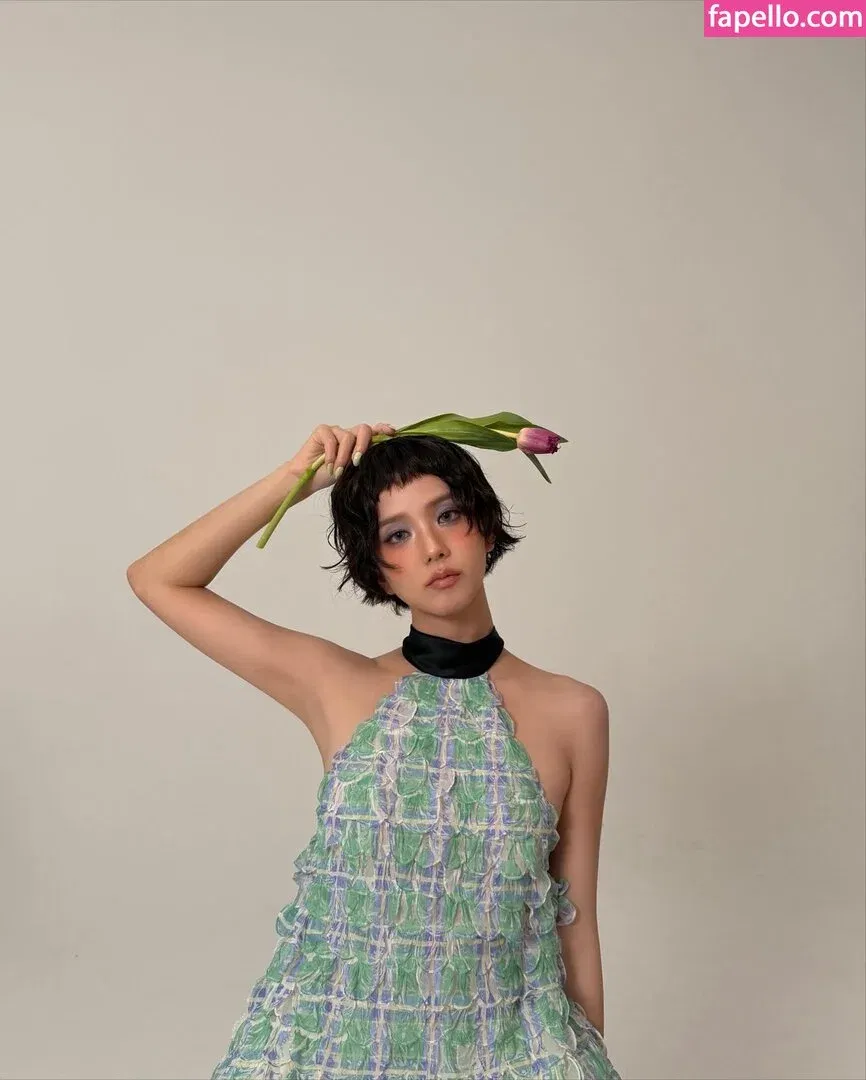 BLACKPINK / Jisoo / qenshizu / sooyaaa__ Onlyfans Photo Gallery 