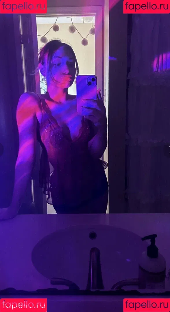 Tessalee / _tessaleee_ / imfryourdreamgirll / tessaleecarter Onlyfans Photo Gallery 