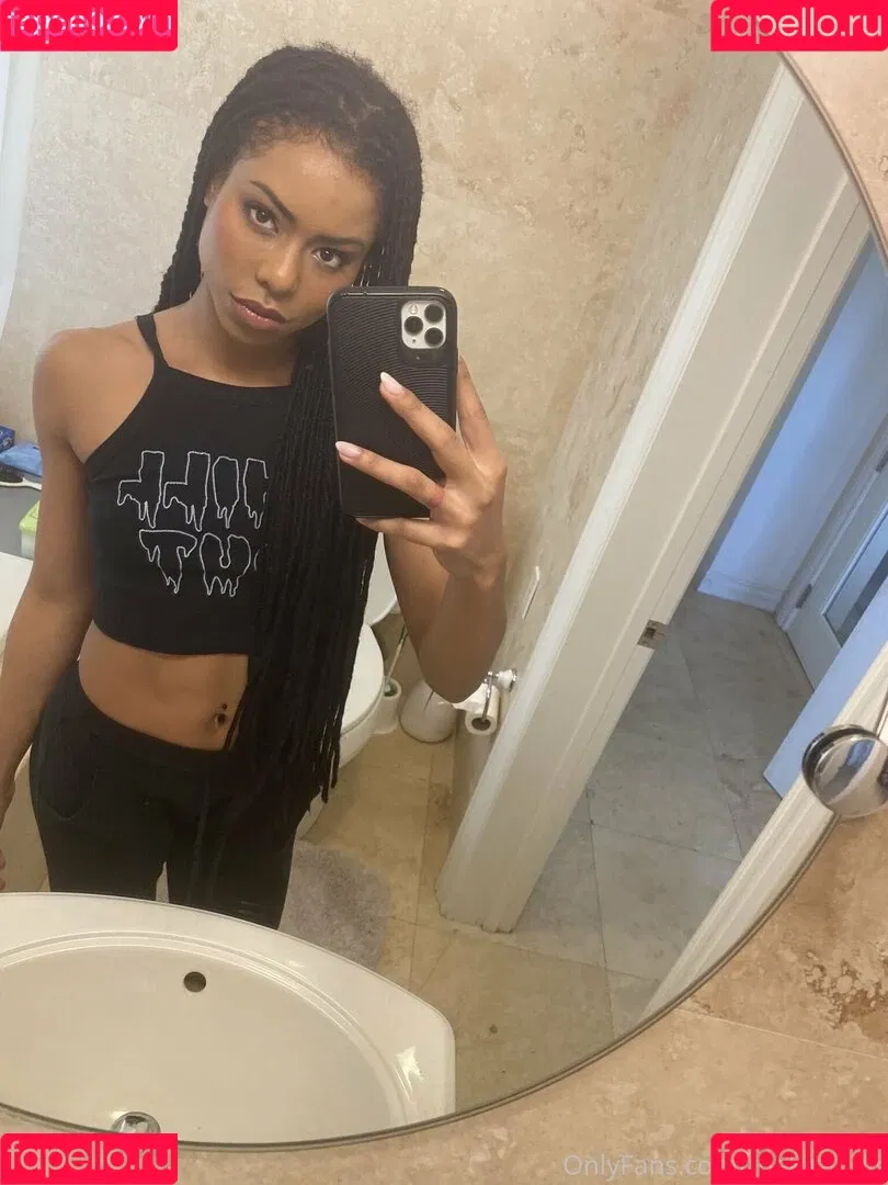 _thekiranoirgram12 / thekiranoir Onlyfans Photo Gallery 