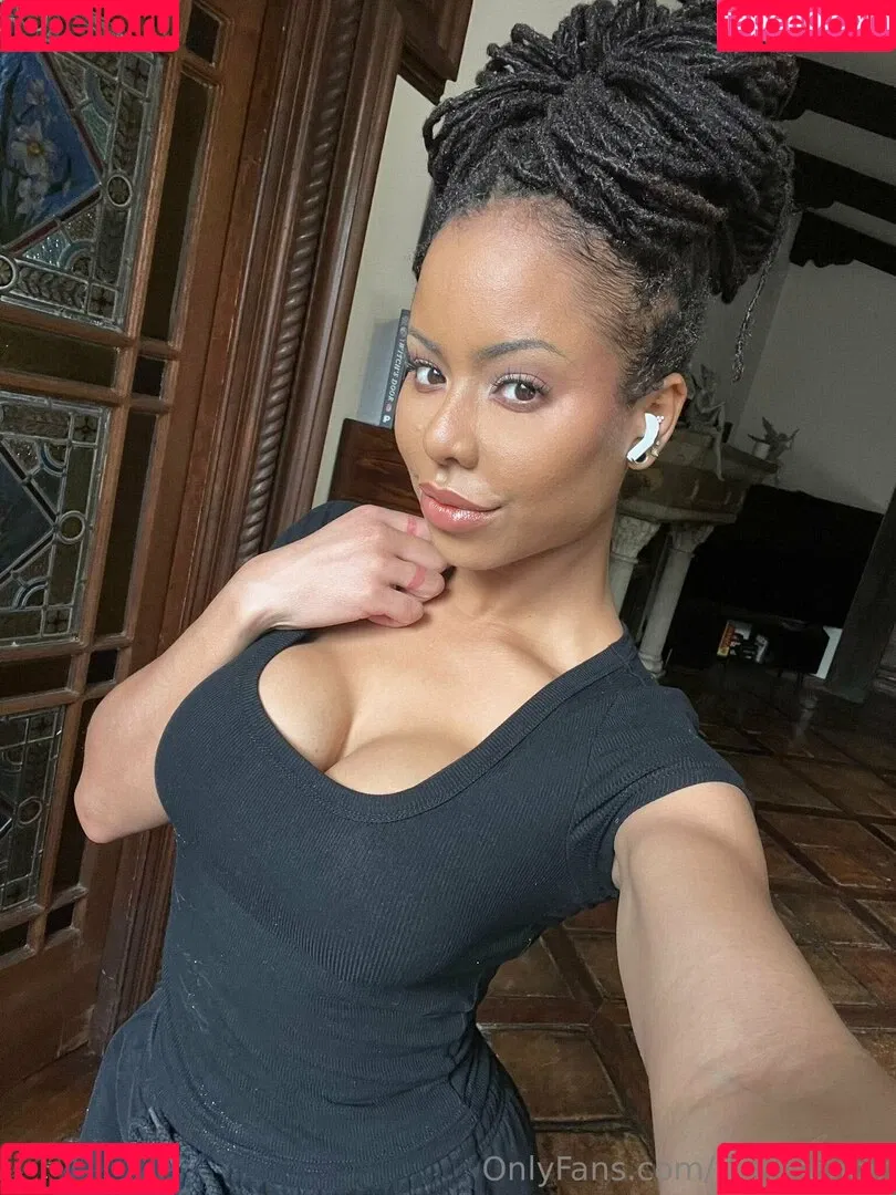 _thekiranoirgram12 / thekiranoir Onlyfans Photo Gallery 