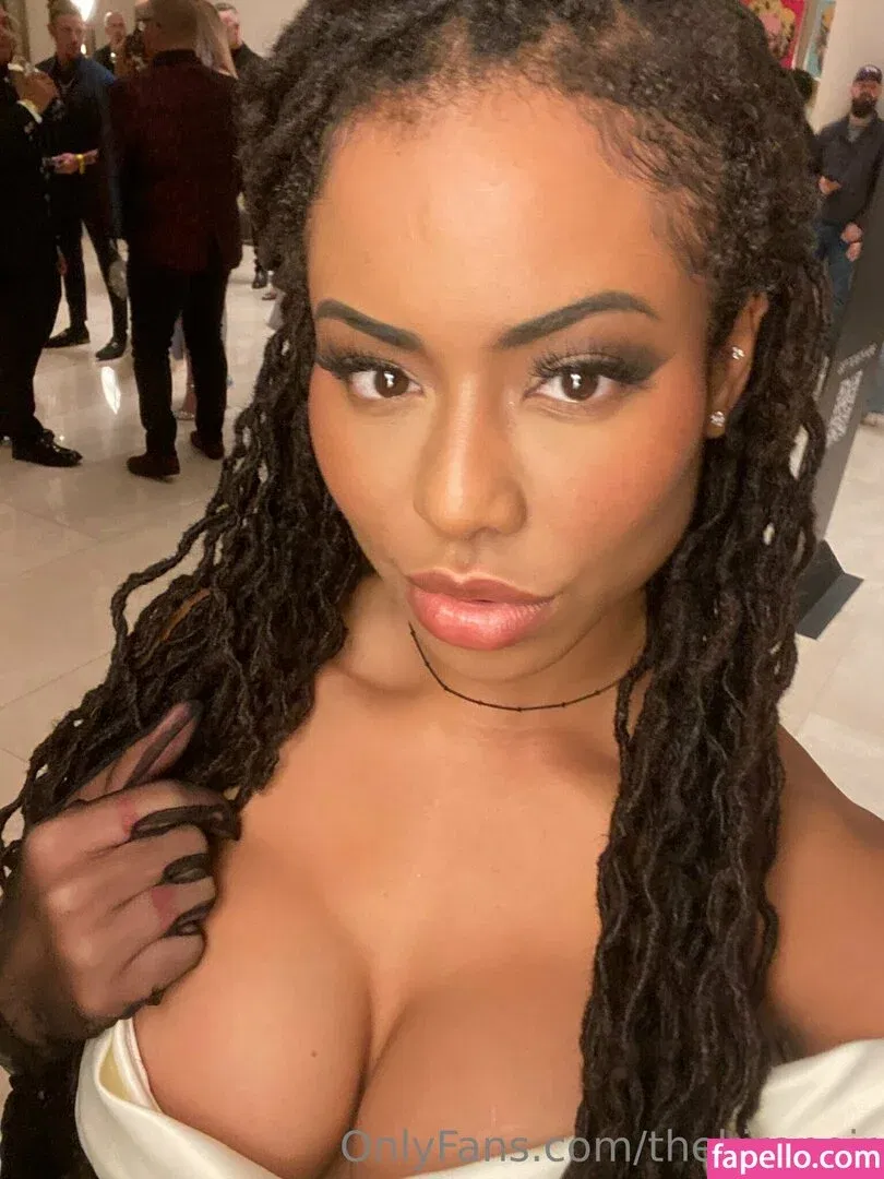 _thekiranoirgram12 / thekiranoir Onlyfans Photo Gallery 