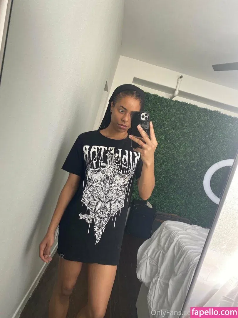 _thekiranoirgram12 / thekiranoir Onlyfans Photo Gallery 