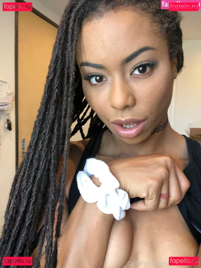 _thekiranoirgram12 / thekiranoir Onlyfans Photo Gallery 