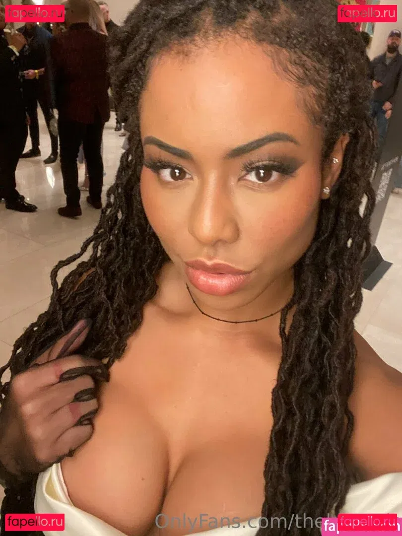 _thekiranoirgram12 / thekiranoir Onlyfans Photo Gallery 