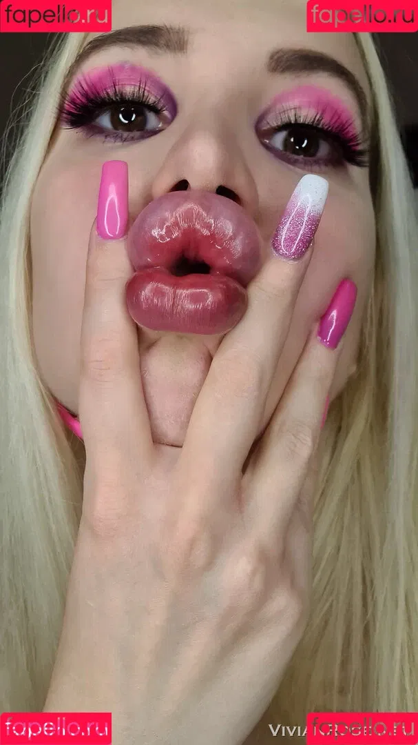 Vivian Rose / Vivian_Rose / vivianroseofficial Onlyfans Photo Gallery 