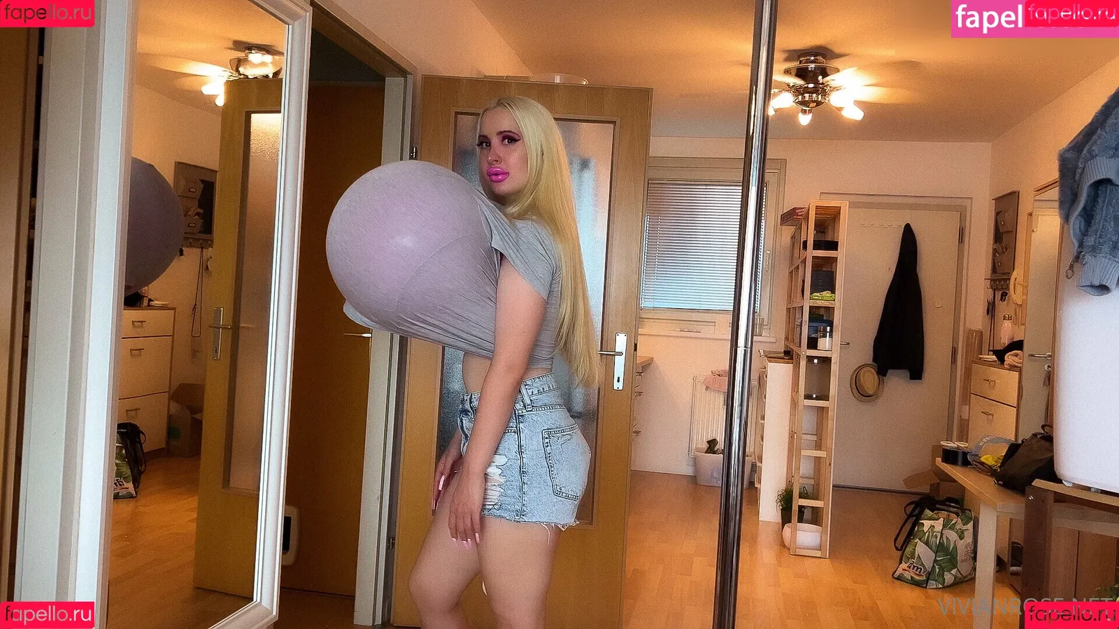Vivian Rose / Vivian_Rose / vivianroseofficial Onlyfans Photo Gallery 