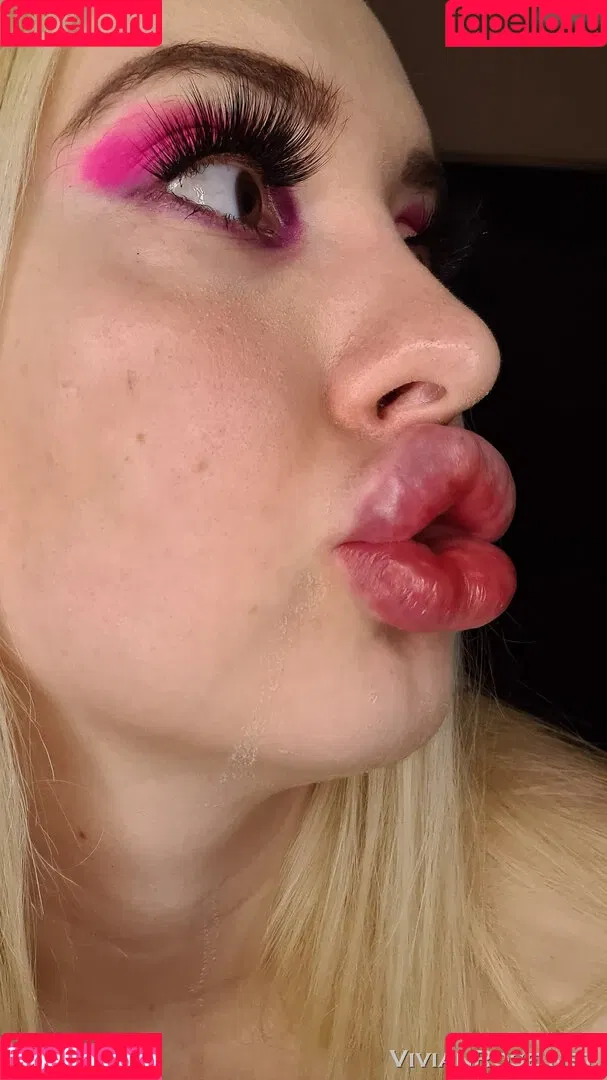 Vivian Rose / Vivian_Rose / vivianroseofficial Onlyfans Photo Gallery 