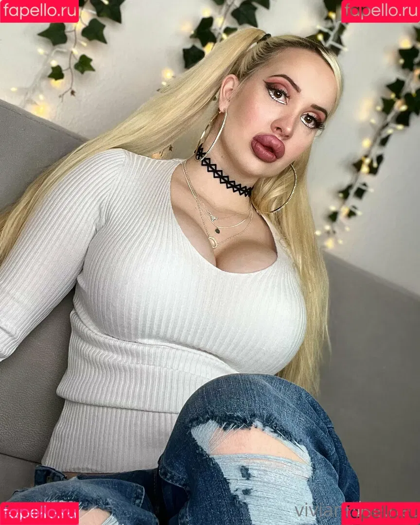Vivian Rose / Vivian_Rose / vivianroseofficial Onlyfans Photo Gallery 