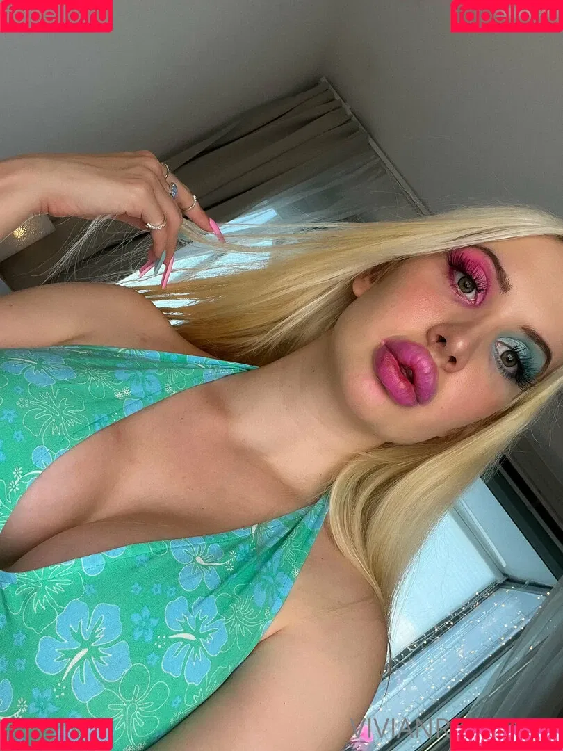 Vivian Rose / Vivian_Rose / vivianroseofficial Onlyfans Photo Gallery 