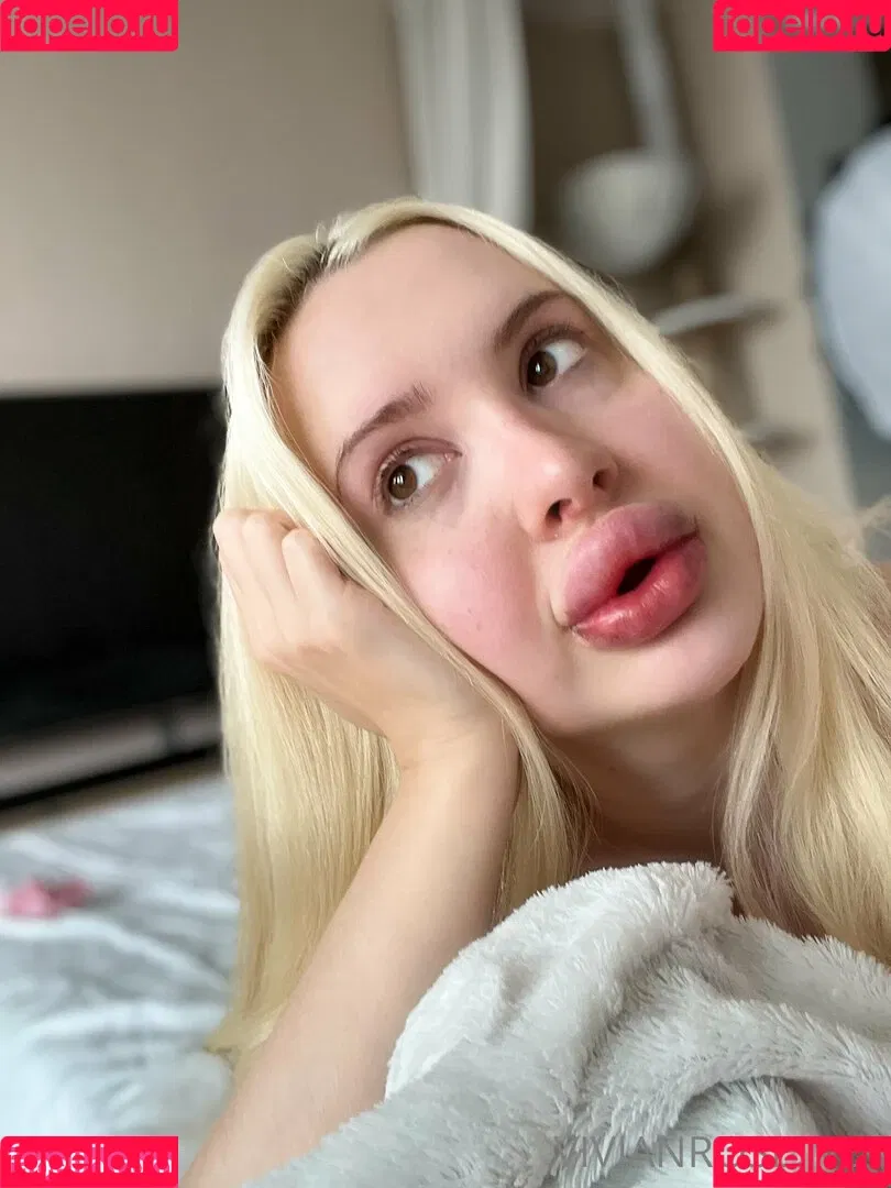 Vivian Rose / Vivian_Rose / vivianroseofficial Onlyfans Photo Gallery 