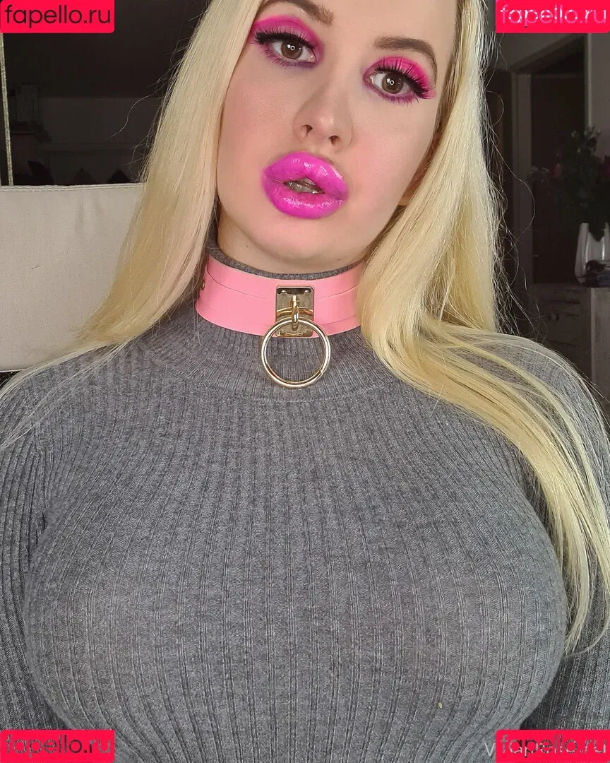 Vivian Rose / Vivian_Rose / vivianroseofficial Onlyfans Photo Gallery 