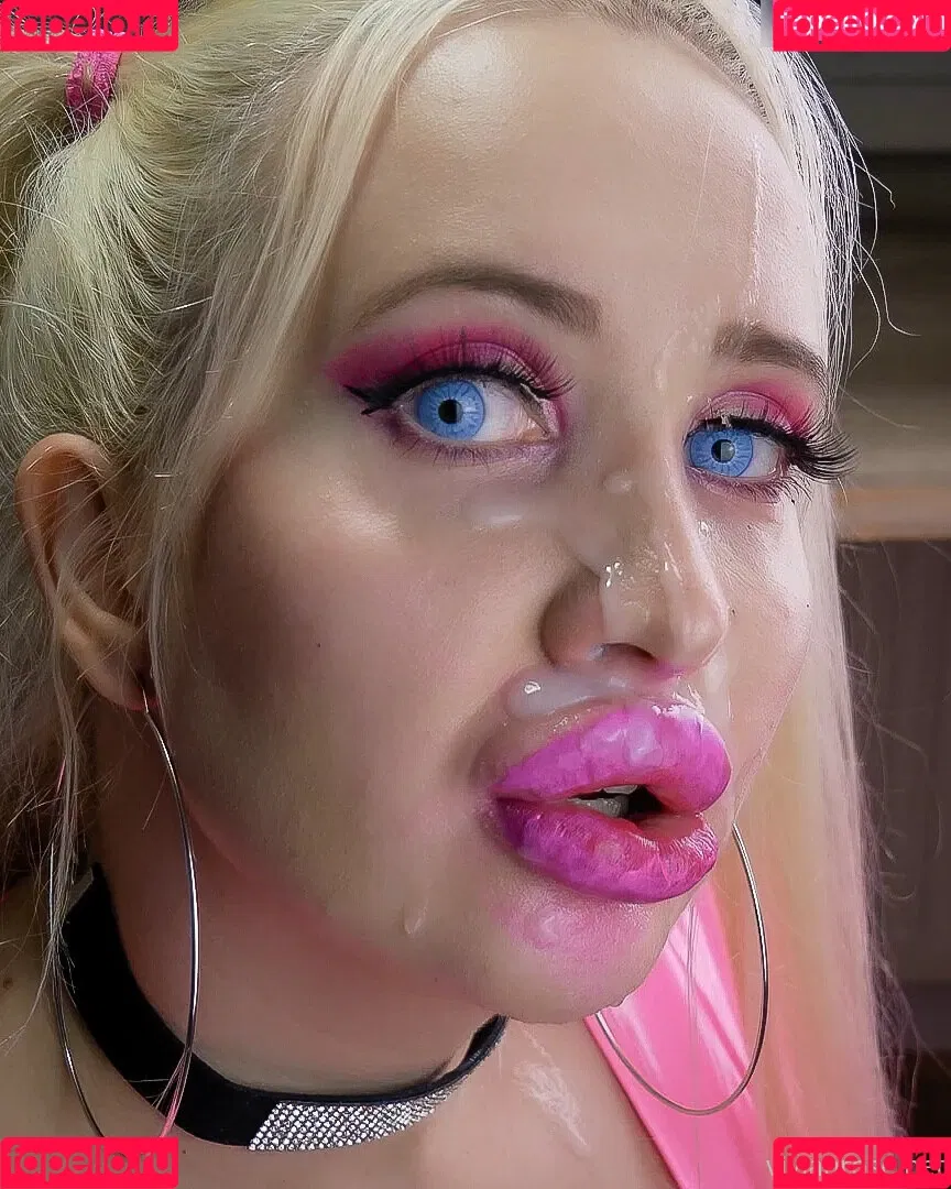 Vivian Rose / Vivian_Rose / vivianroseofficial Onlyfans Photo Gallery 