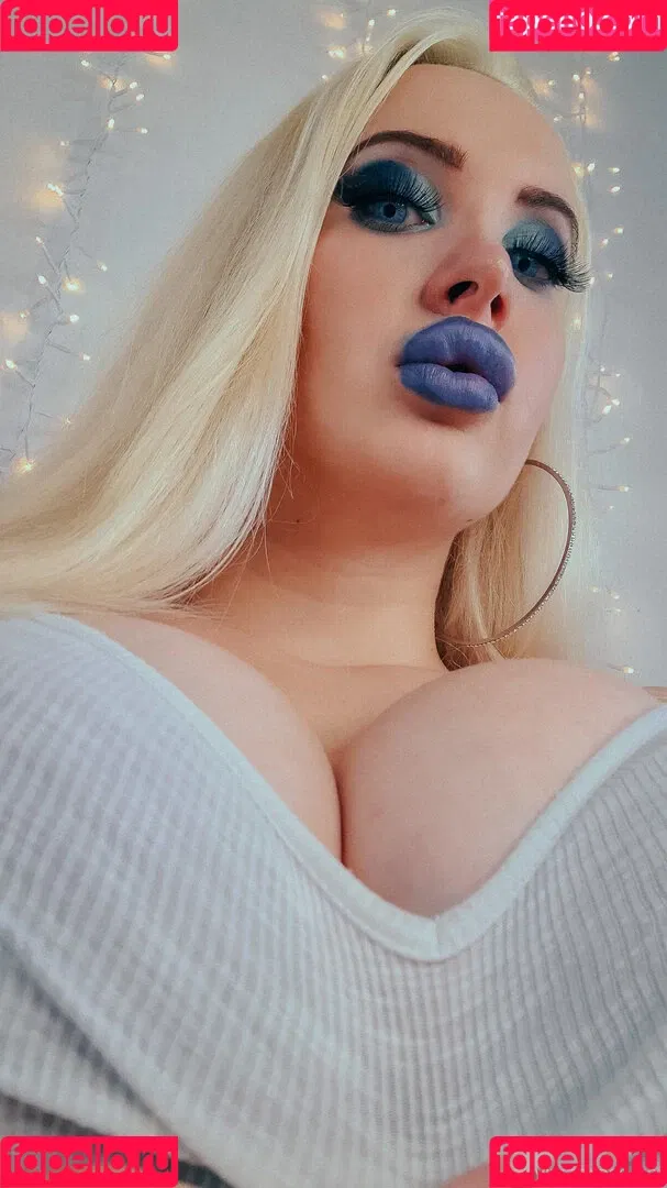 Vivian Rose / Vivian_Rose / vivianroseofficial Onlyfans Photo Gallery 