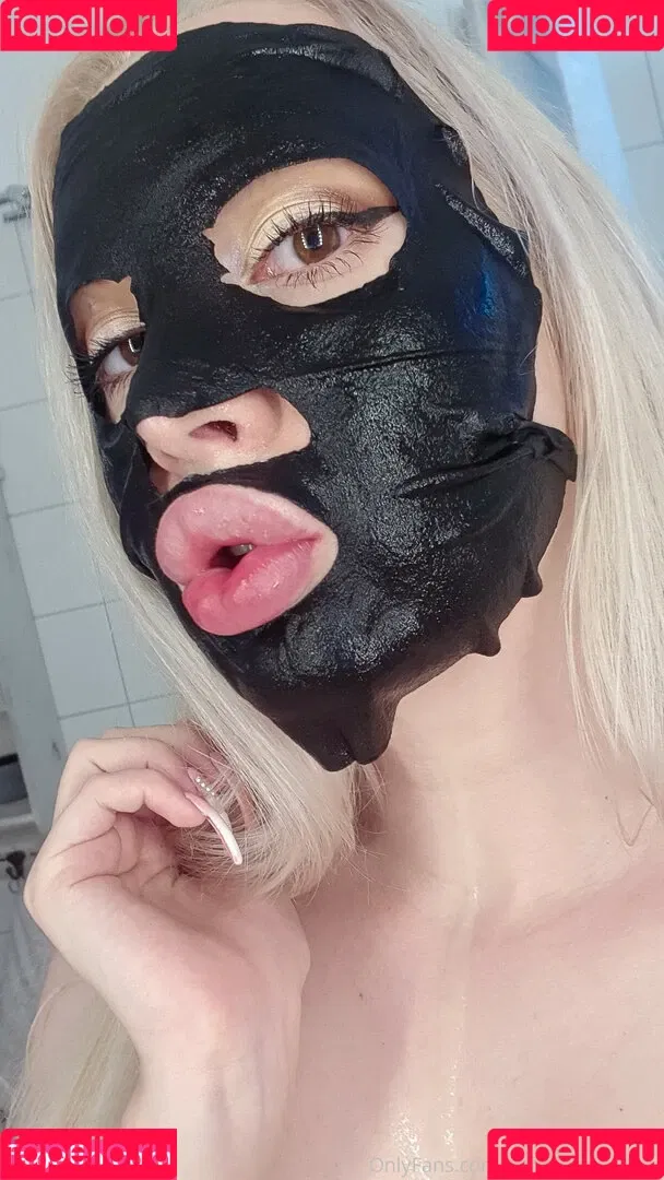 Vivian Rose / Vivian_Rose / vivianroseofficial Onlyfans Photo Gallery 