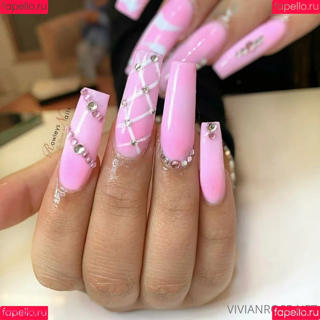 Vivian Rose / Vivian_Rose / vivianroseofficial Onlyfans Photo Gallery 