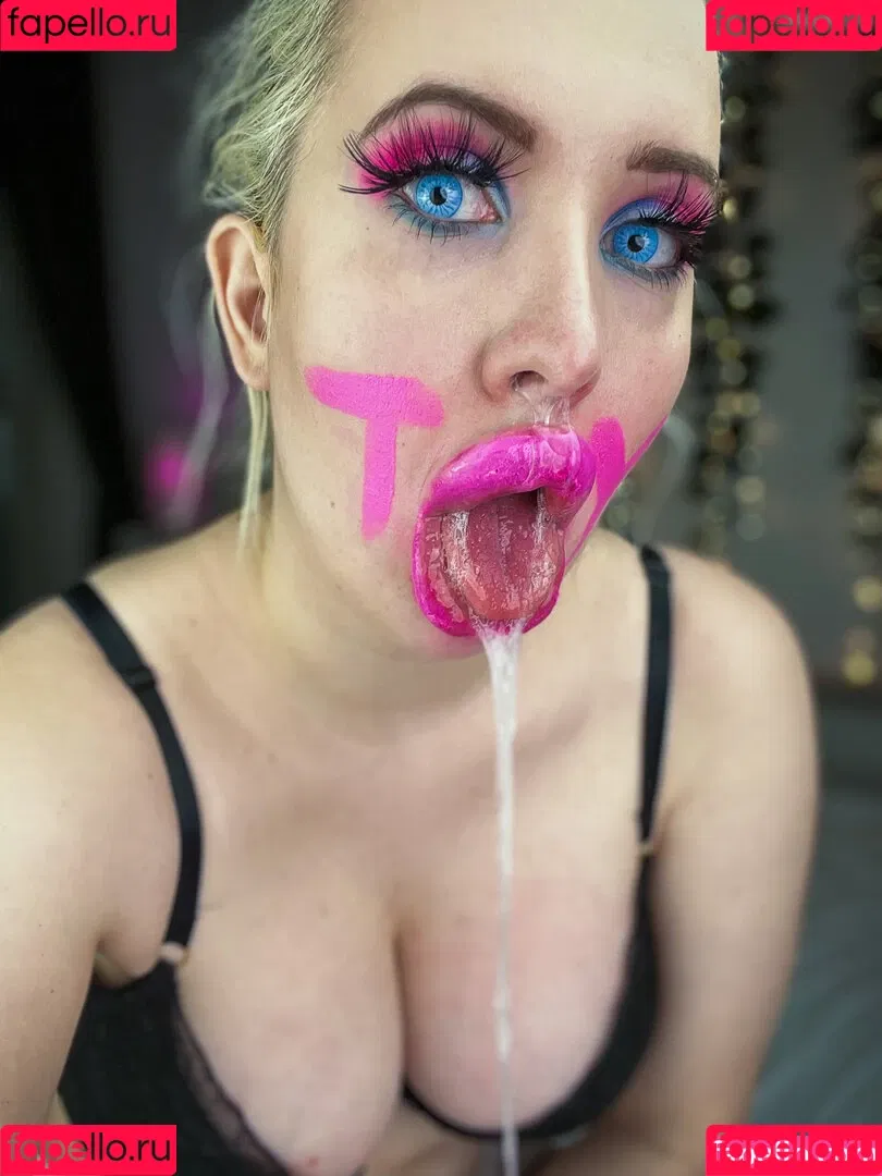 Vivian Rose / Vivian_Rose / vivianroseofficial Onlyfans Photo Gallery 