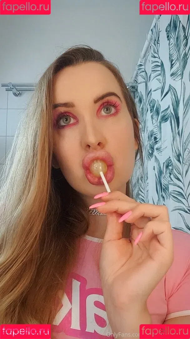 Vivian Rose / Vivian_Rose / vivianroseofficial Onlyfans Photo Gallery 