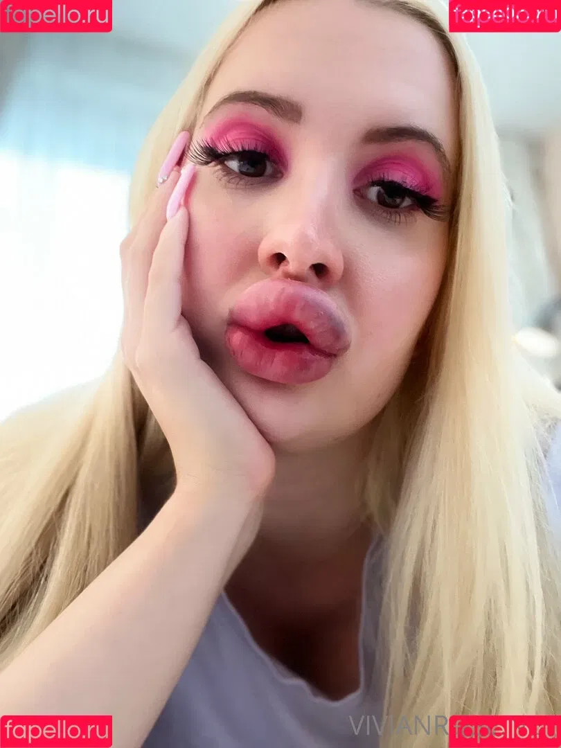 Vivian Rose / Vivian_Rose / vivianroseofficial Onlyfans Photo Gallery 