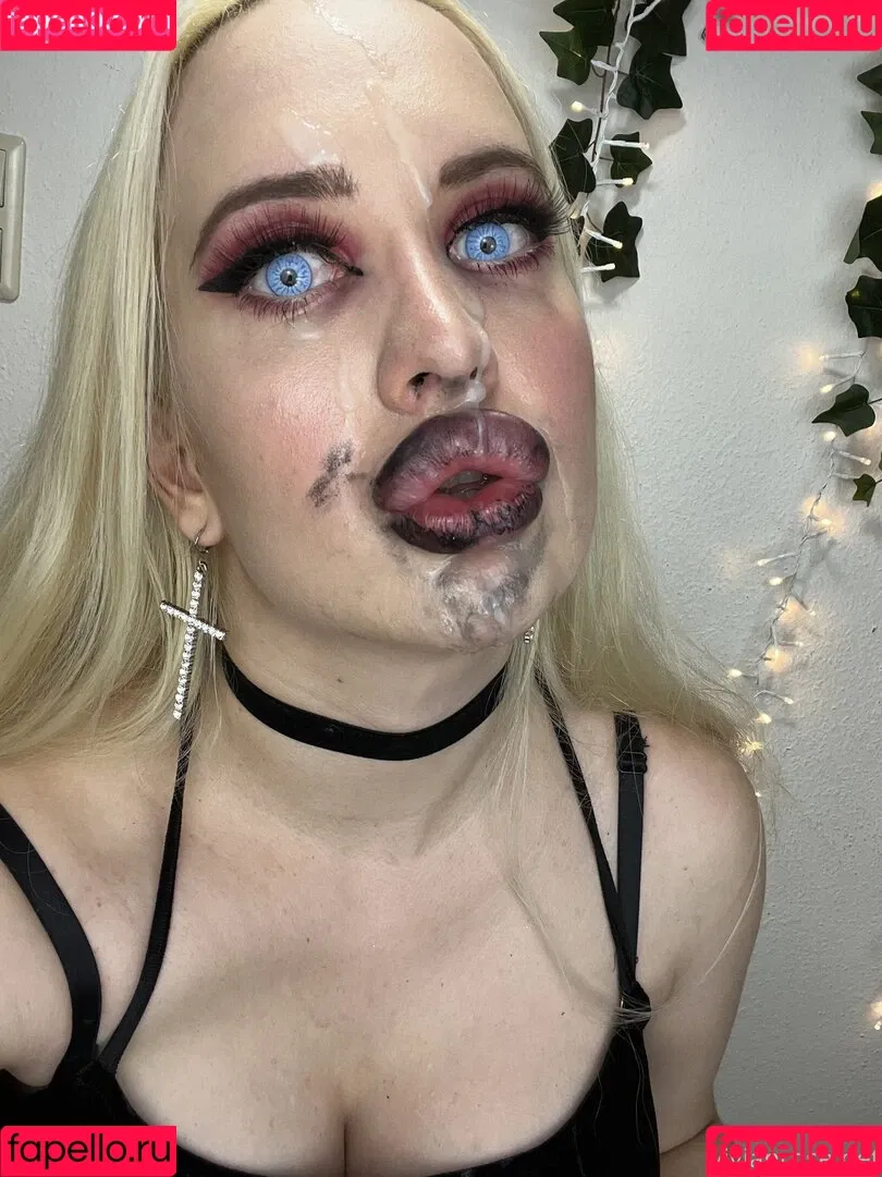Vivian Rose / Vivian_Rose / vivianroseofficial Onlyfans Photo Gallery 