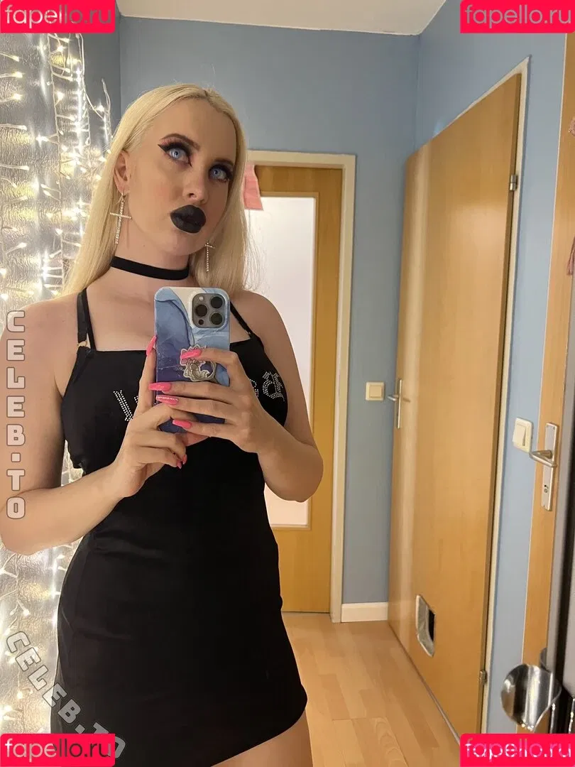 Vivian Rose / Vivian_Rose / vivianroseofficial Onlyfans Photo Gallery 