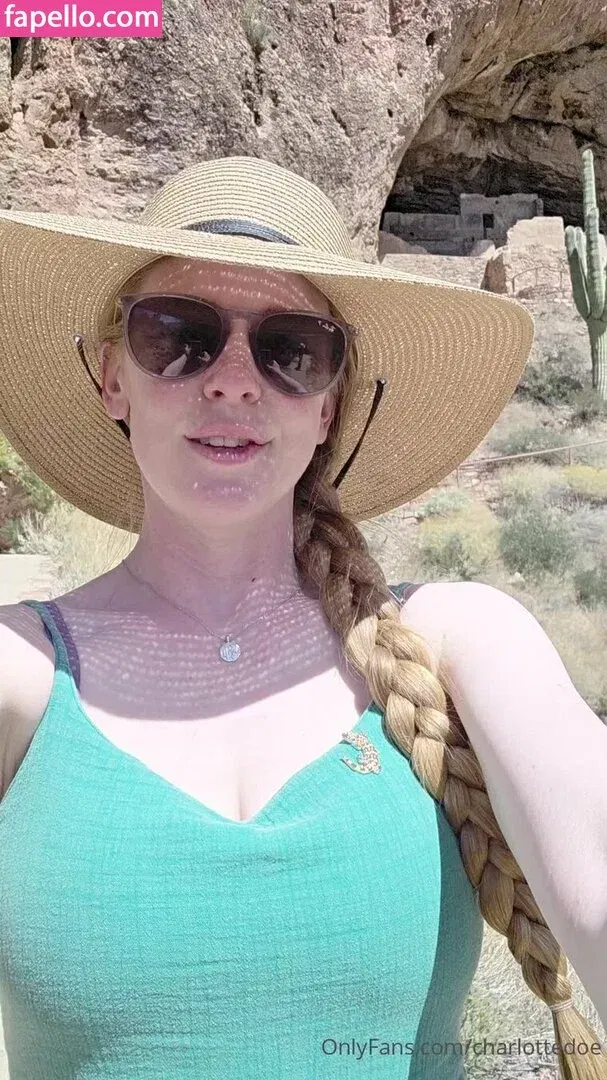 charlottedoe / thatcharlottedoe Onlyfans Photo Gallery 