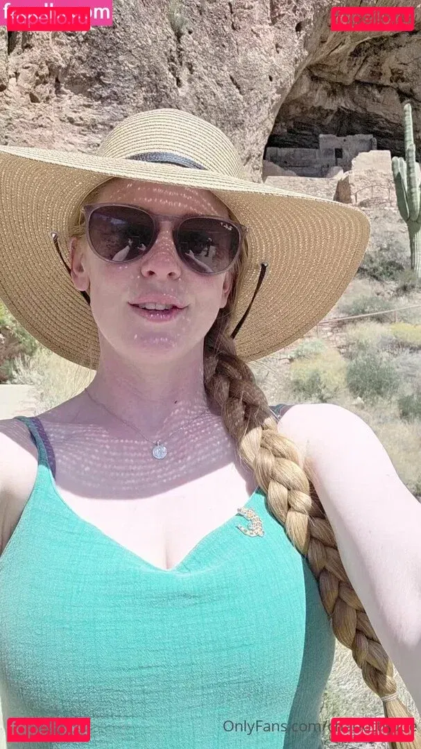 charlottedoe / thatcharlottedoe Onlyfans Photo Gallery 