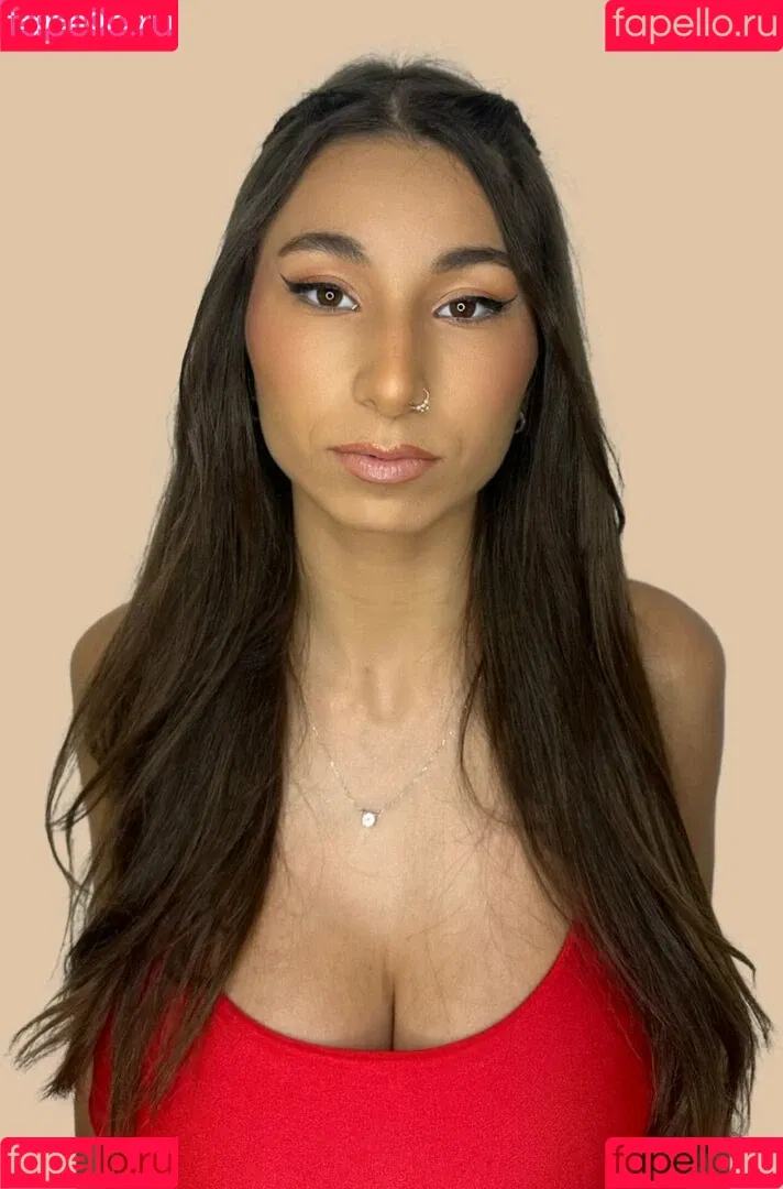 dollshir / shir._.vaturi / shir_vaturi Onlyfans Photo Gallery 