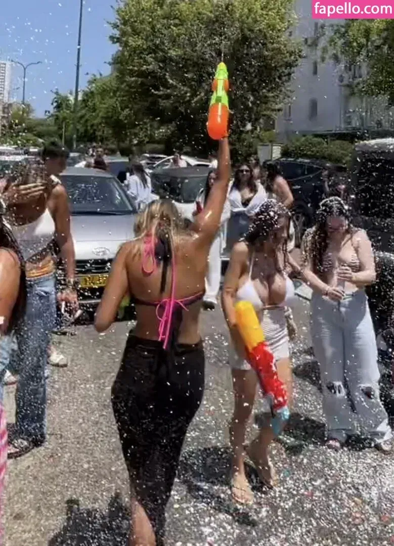 dollshir / shir._.vaturi / shir_vaturi Onlyfans Photo Gallery 