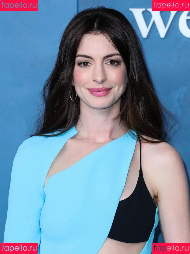 Anne Hathaway / ahathawaynews / annehathaway / heatherannie Onlyfans Photo Gallery 
