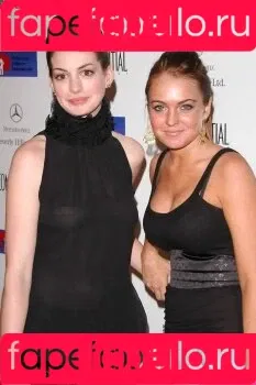 Anne Hathaway / ahathawaynews / annehathaway / heatherannie Onlyfans Photo Gallery 