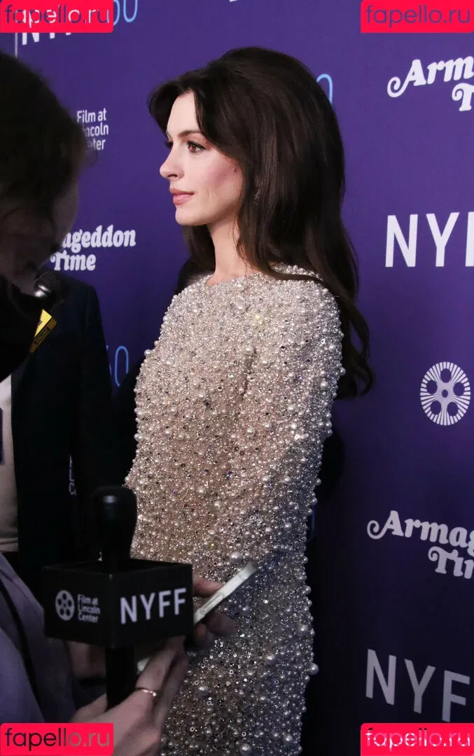 Anne Hathaway / ahathawaynews / annehathaway / heatherannie Onlyfans Photo Gallery 