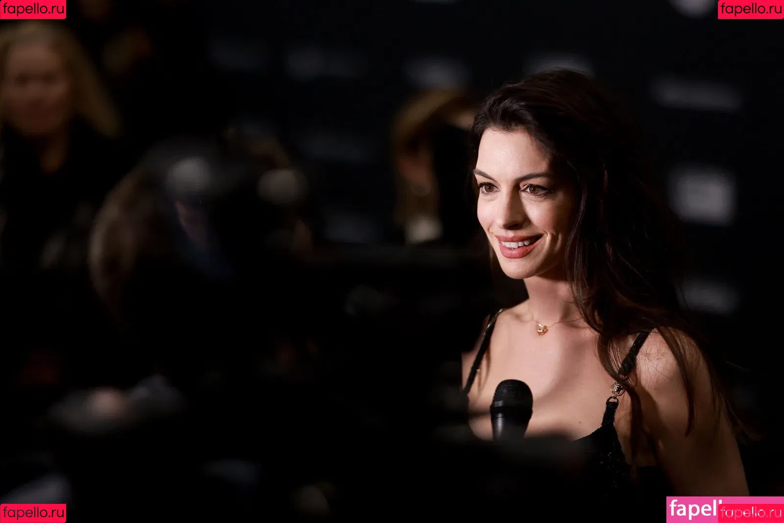 Anne Hathaway / ahathawaynews / annehathaway / heatherannie Onlyfans Photo Gallery 