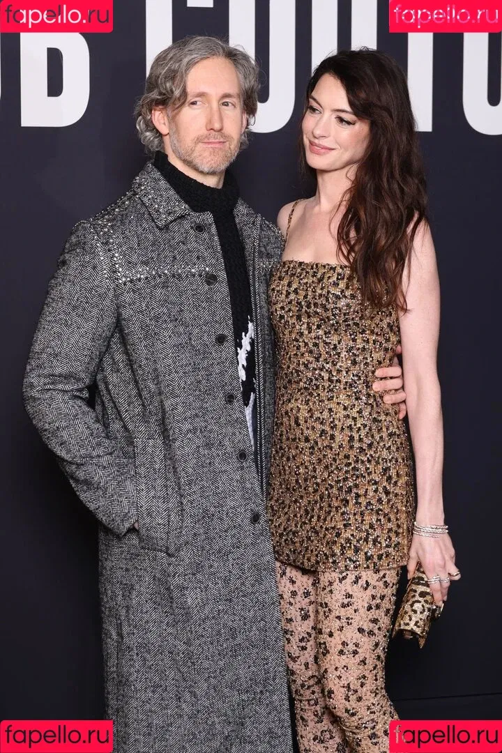 Anne Hathaway / ahathawaynews / annehathaway / heatherannie Onlyfans Photo Gallery 