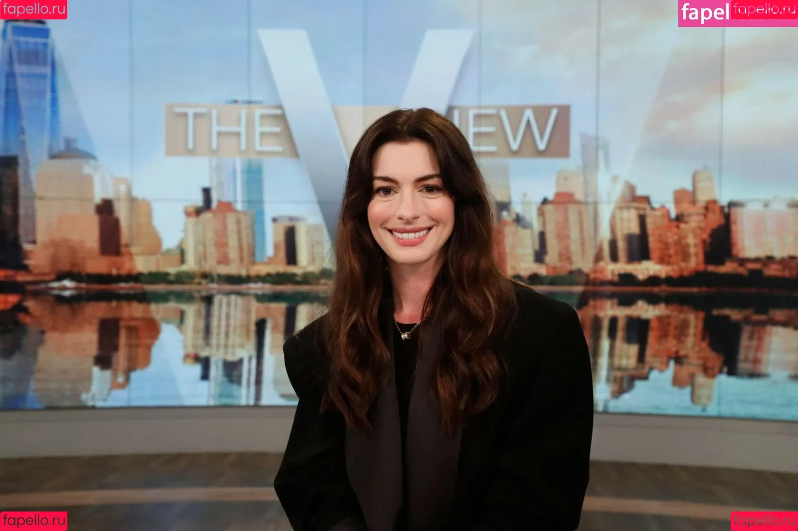 Anne Hathaway / ahathawaynews / annehathaway / heatherannie Onlyfans Photo Gallery 